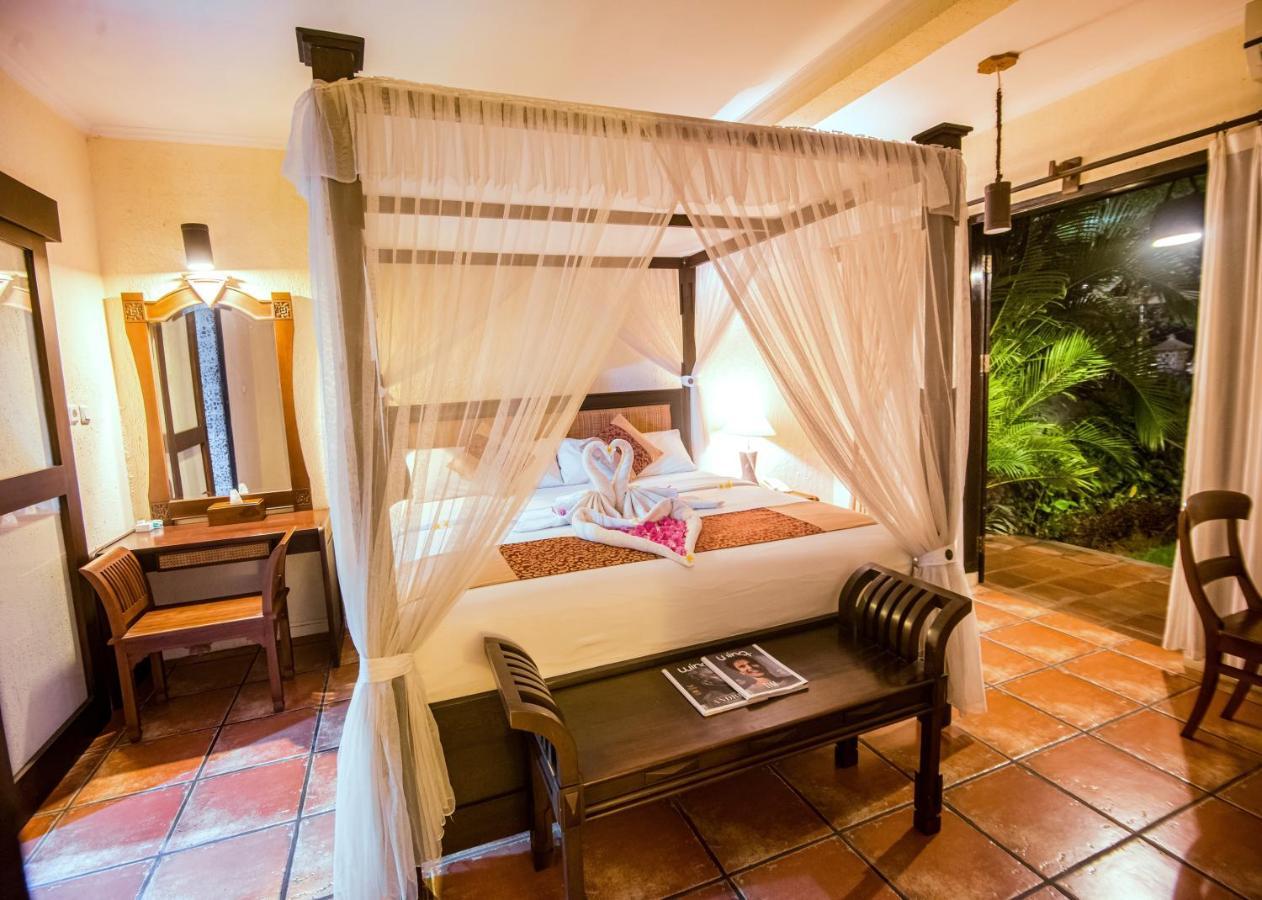 Nugraha Lovina Seaview Resort & Spa Εξωτερικό φωτογραφία