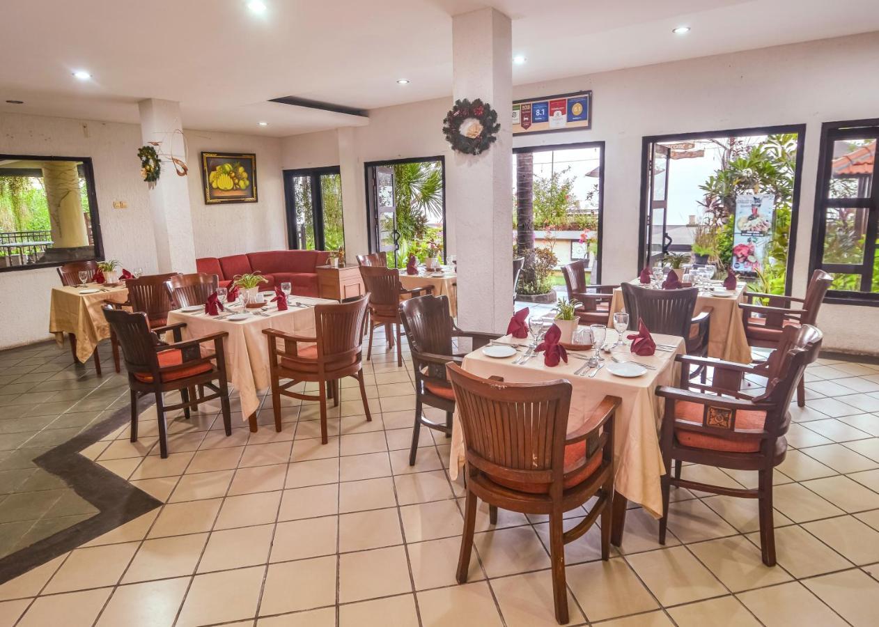 Nugraha Lovina Seaview Resort & Spa Εξωτερικό φωτογραφία