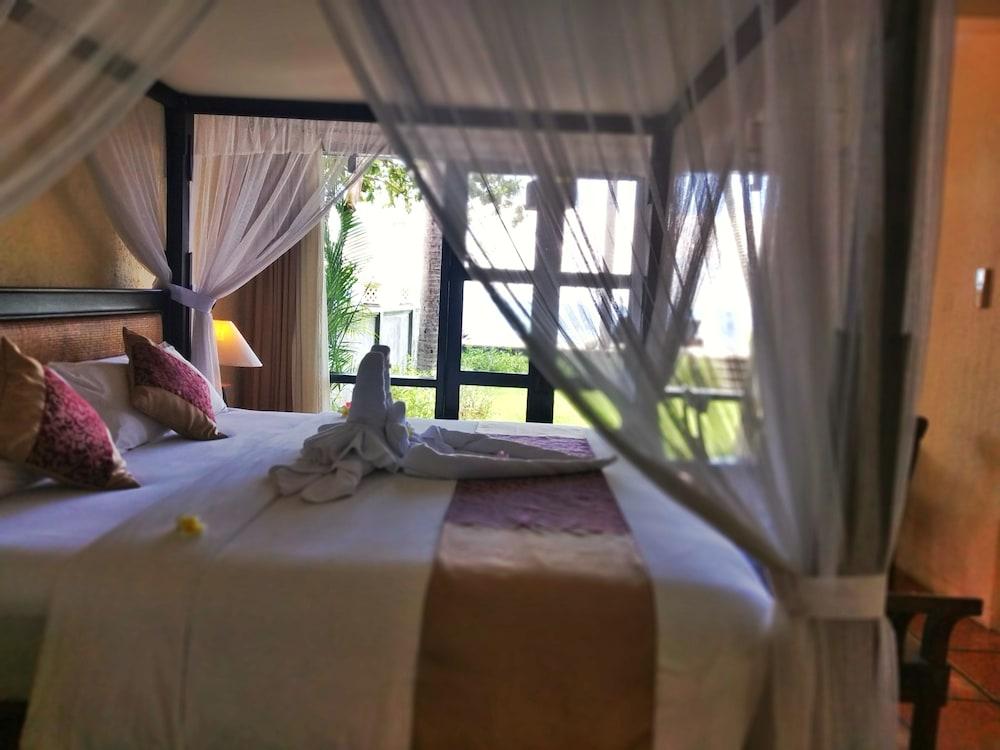 Nugraha Lovina Seaview Resort & Spa Εξωτερικό φωτογραφία