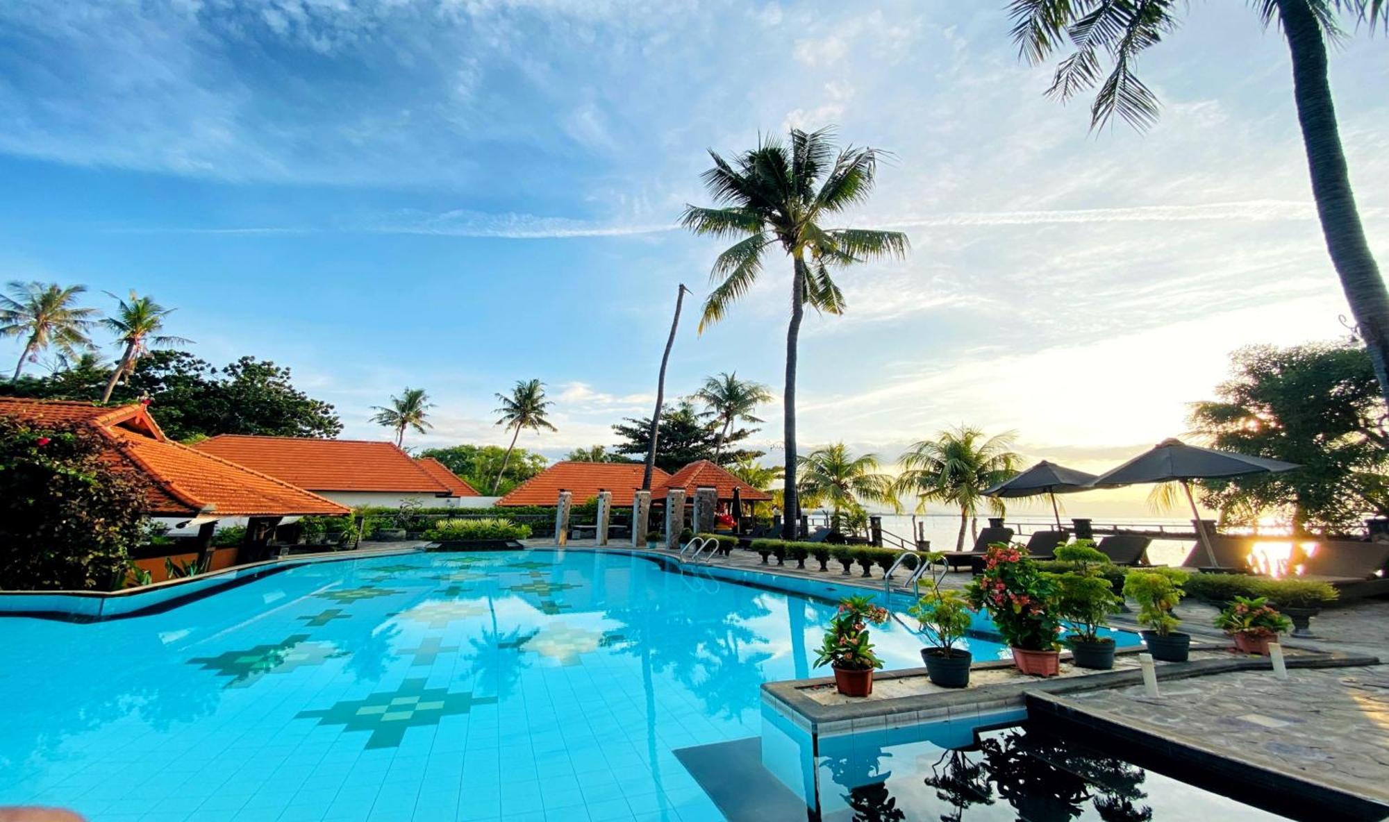 Nugraha Lovina Seaview Resort & Spa Εξωτερικό φωτογραφία